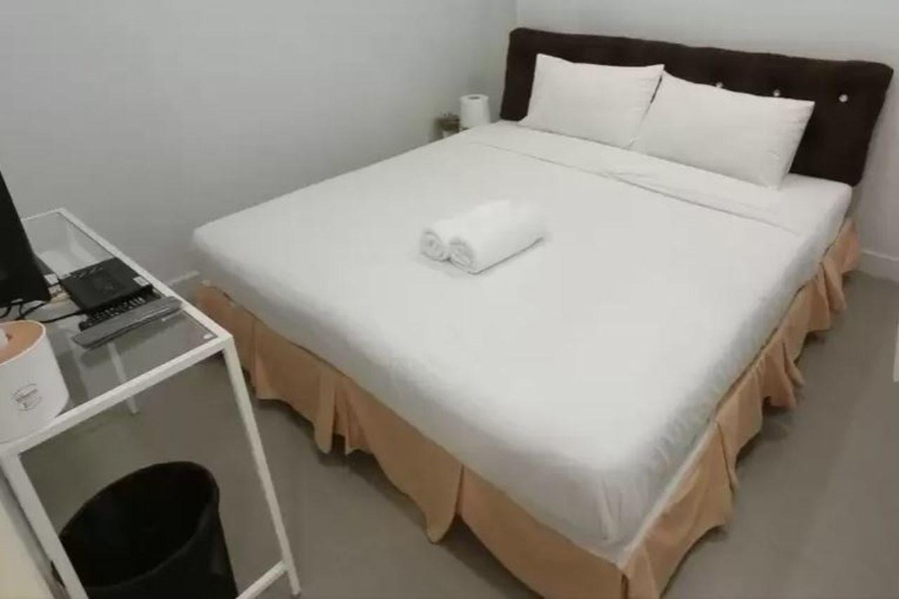 101 Seoul Hostel Bangkok Bagian luar foto