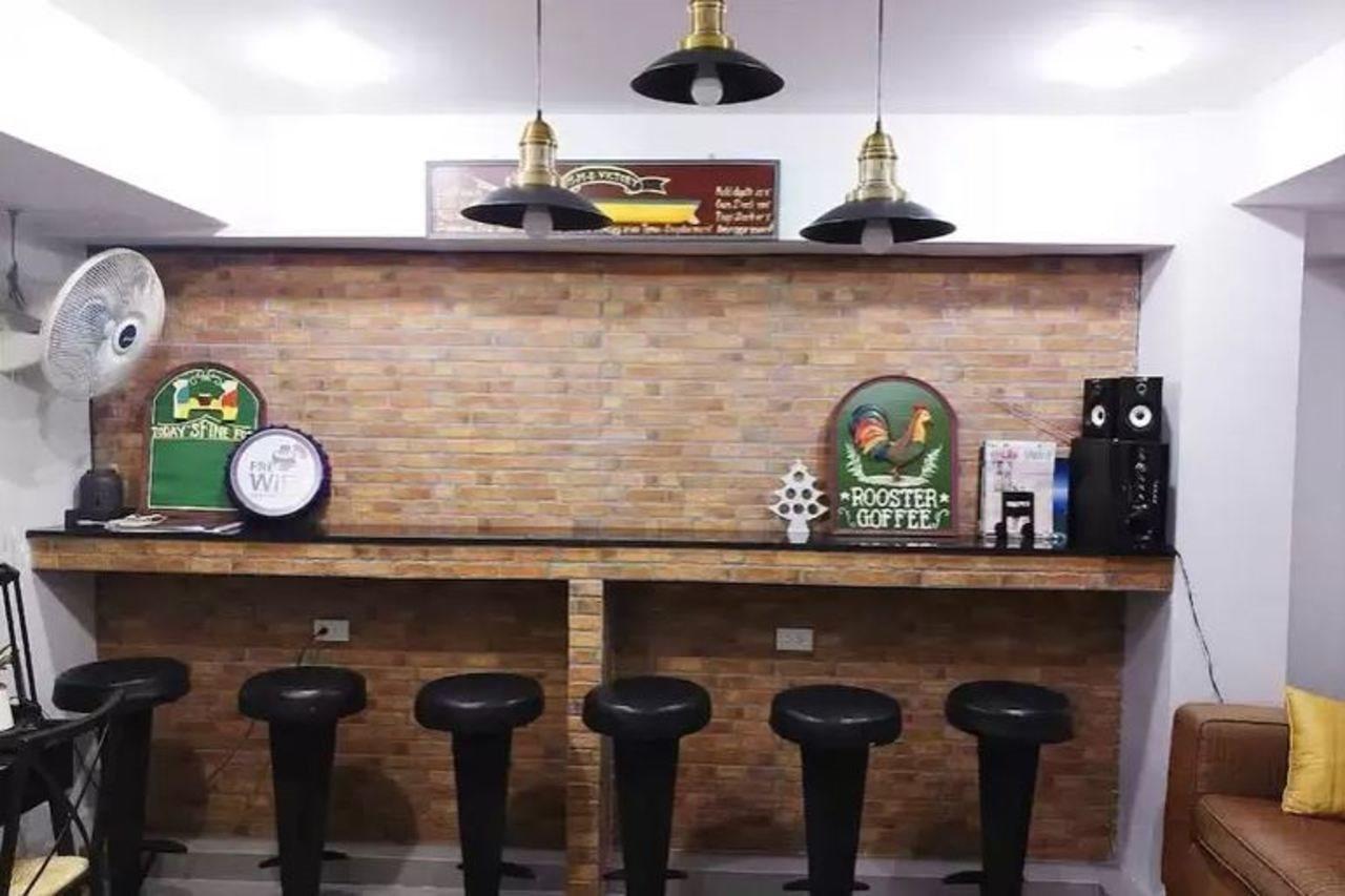 101 Seoul Hostel Bangkok Bagian luar foto