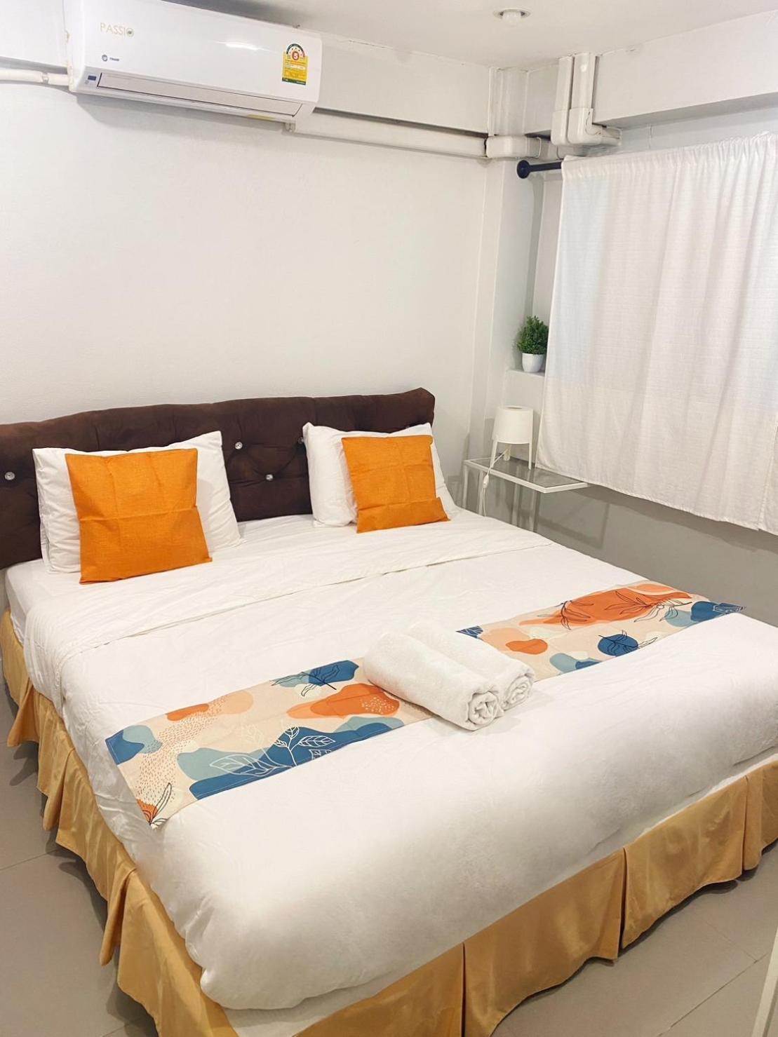 101 Seoul Hostel Bangkok Bagian luar foto